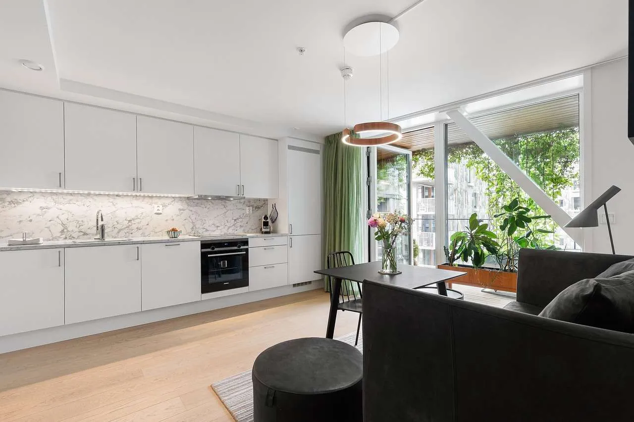 Home Window Tint: Benefits, Types & Costs