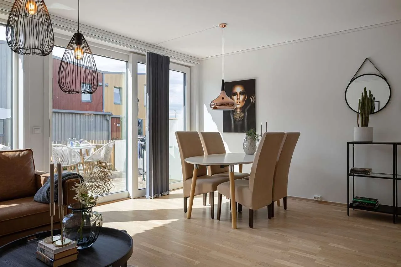 Home Window Repair: Fix, Save, Protect